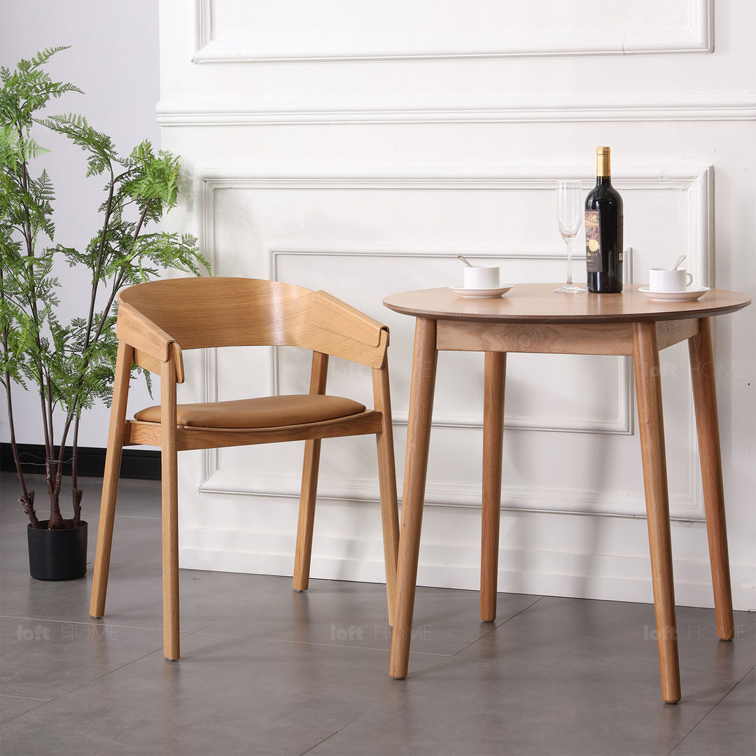 Scandinavian wood dining chair 2pcs set loom environmental situation.