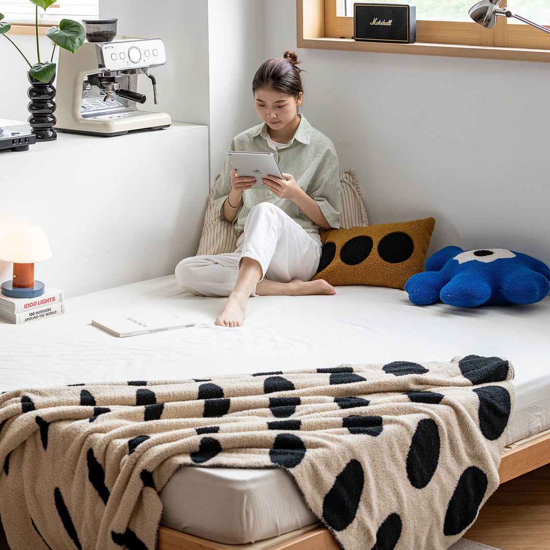 Scandinavian cherry wood platform bed isle environmental situation.