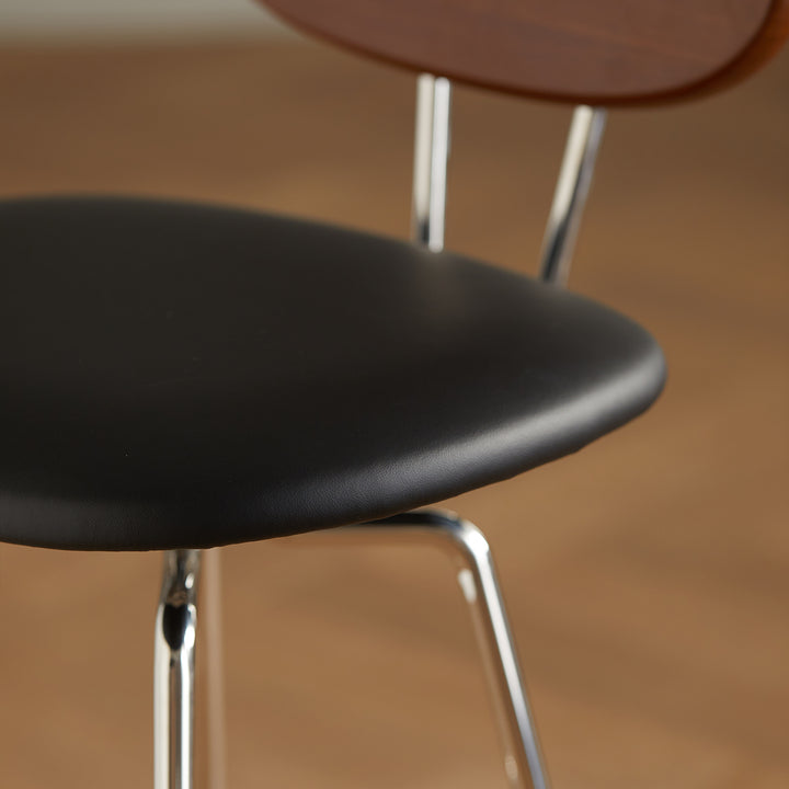 Vintage boxwood bar chair the old environmental situation.