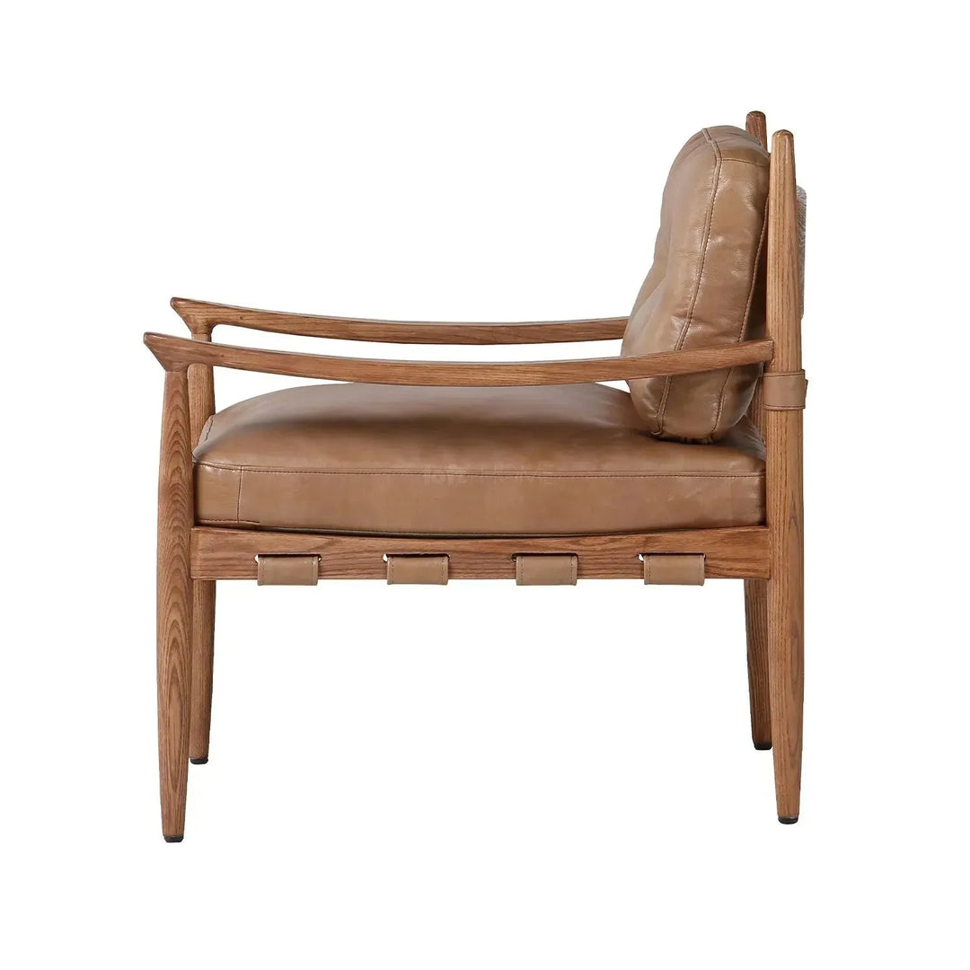 Scandinavian genuine leather 1 seater sofa bucky with context.