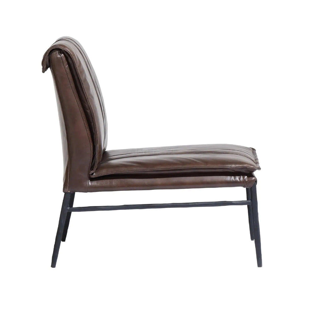Industrial genuine leather 1 seater sofa leather lux in panoramic view.