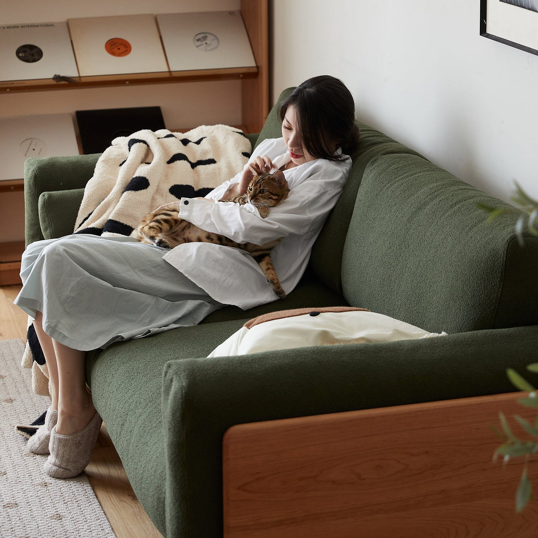 How to Find Pet Friendly Furniture in Singapore for Cats and Dogs