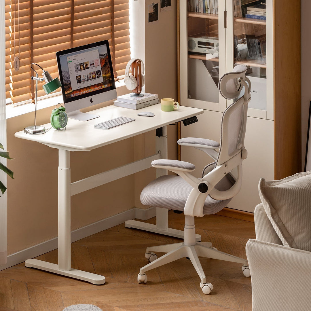 Home Office Furniture Buying Checklist: Table, Chair, Storage
