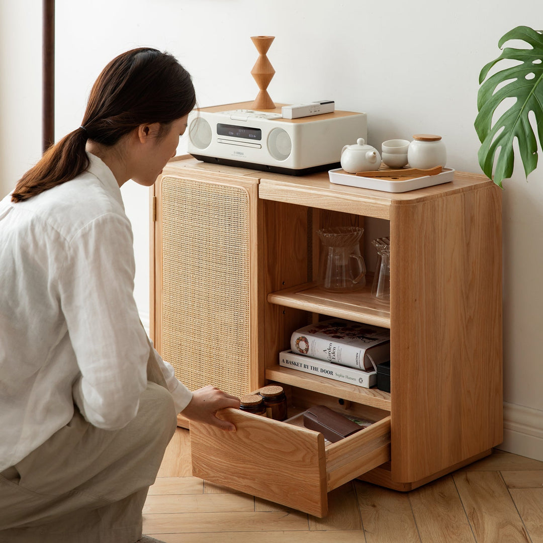 How to Choose Furniture in Singapore: 10 Things to Check Before Buying