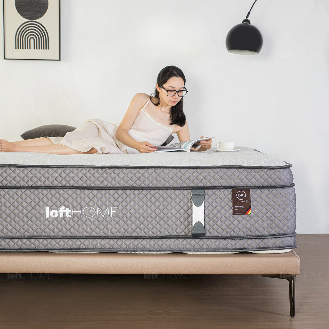 Loft Home luxurious king mattress collection in Singapore. Comfortable, quilted mattress with elegant design, providing excellent support for restful sleep. Explore Loft Home's king mattresses for premium comfort and style.