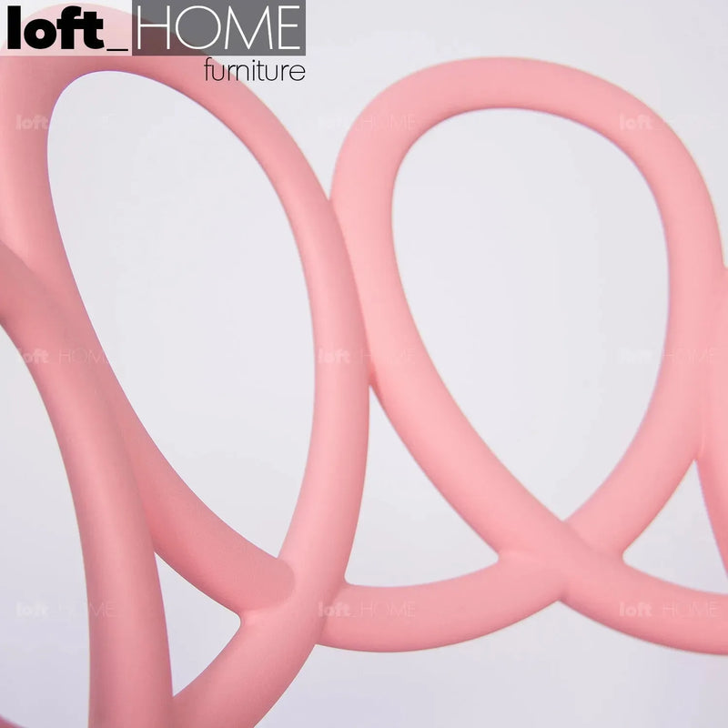 Bauhaus plastic dining chair mila in details.