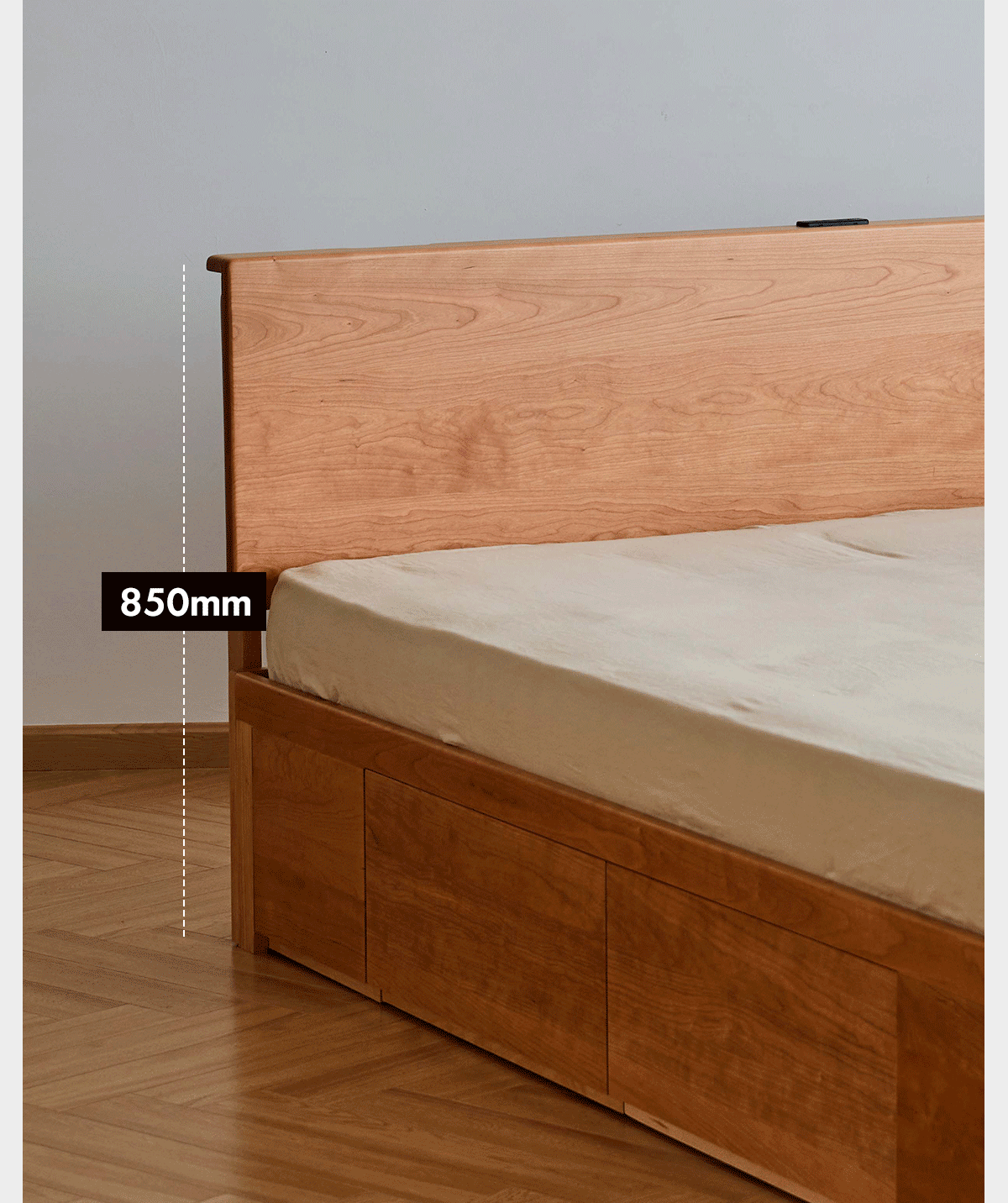 Scandinavian Cherry Wood Lift-Up Storage Bed With Drawer KANGAROO Good to Know - 6