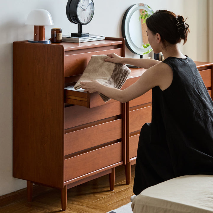 Vintage boxwood chest of drawers vista environmental situation.