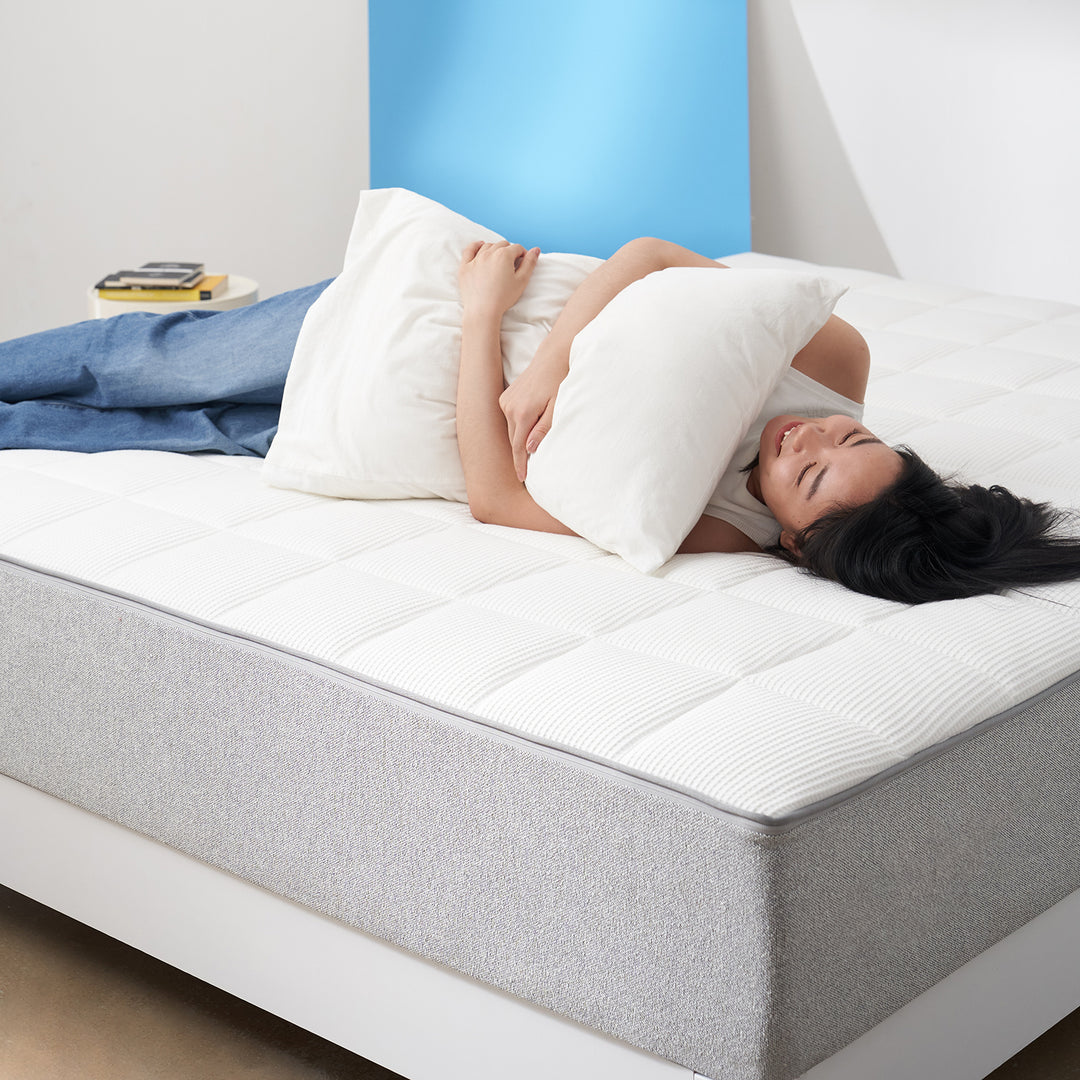 30cm pocket spring gel memory foam mattress bluebox z1 pro in panoramic view.