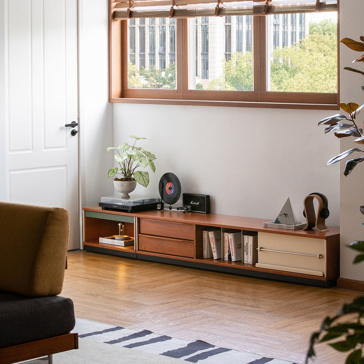 Vintage boxwood modular tv console silver wing in panoramic view.