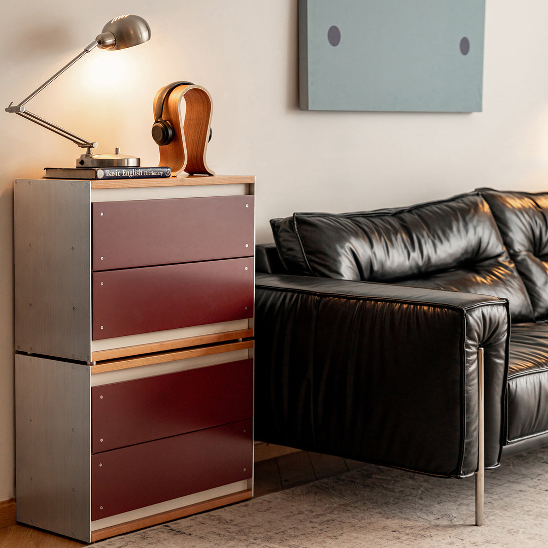 Bauhaus-aluminium-modular-tv-console-geometric in panoramic view.