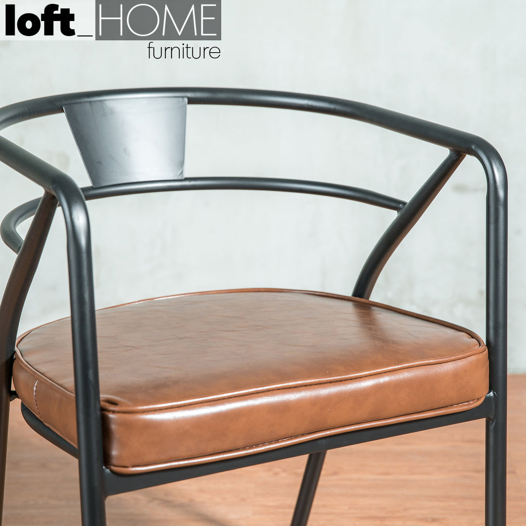 Industrial PU Leather Dining Chair ROUNDARM Environmental