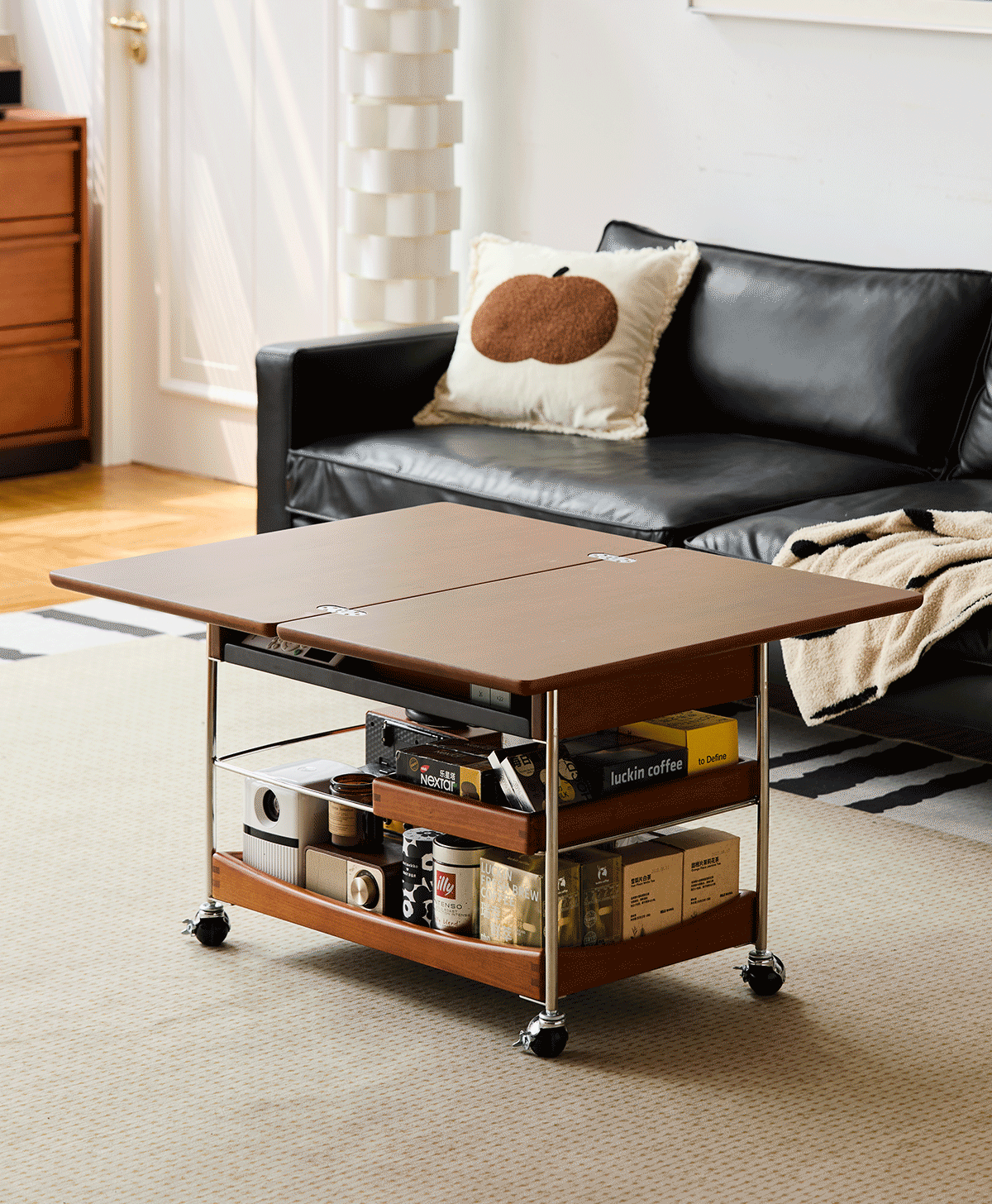 Bauhaus Boxwood Extendable Coffee Table VERSA Good to Know - 2