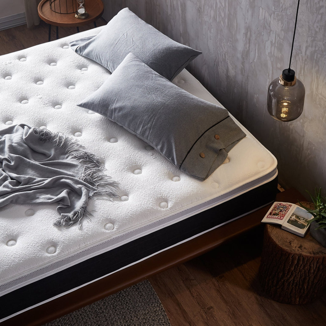 30cm latex pocket spring mattress cloud conceptual design.