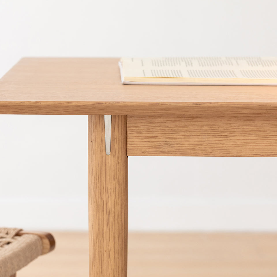 Minimalist Ash Wood Dining Table BOREL Color Swatches