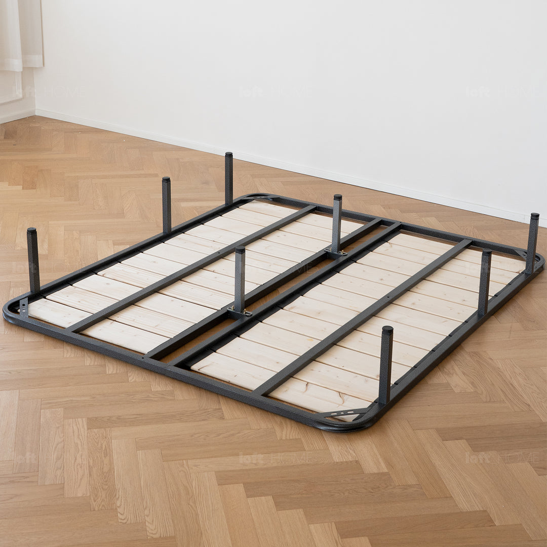 Minimalist Leather Bed BUTTERFLY Situational