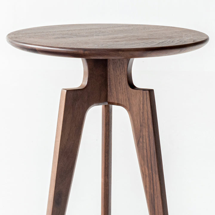 Japandi Wood Side Table CLOUDTOP Detail