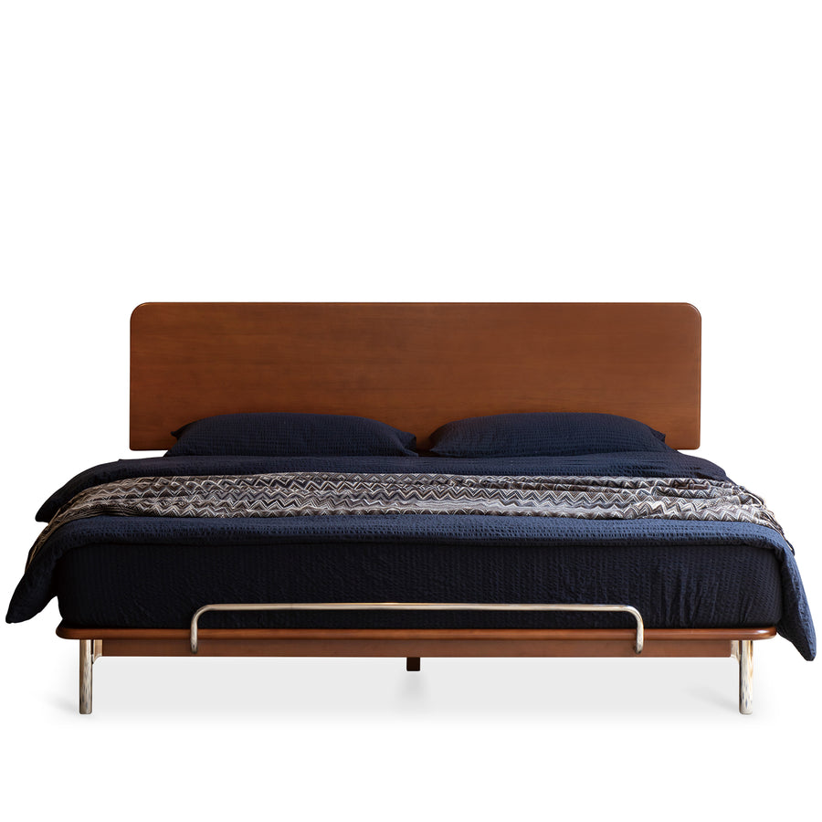 Bauhaus boxwood bed americano in white background.