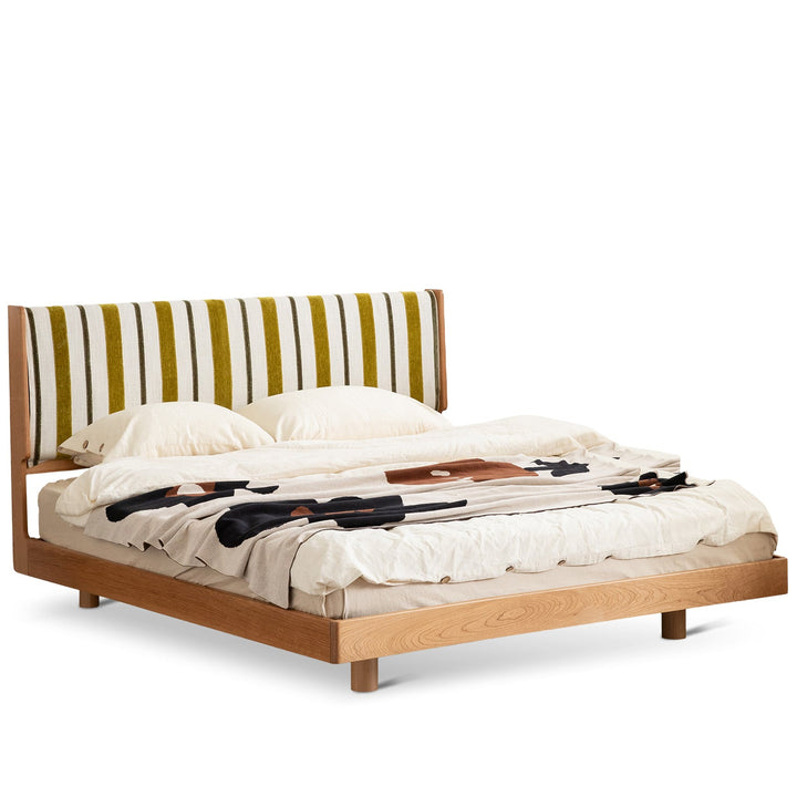 Scandinavian cherry wood bed les detail 1.