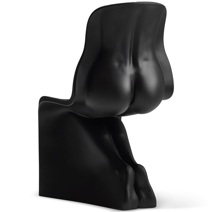 Bauhaus plastic dining chair her in real life style.