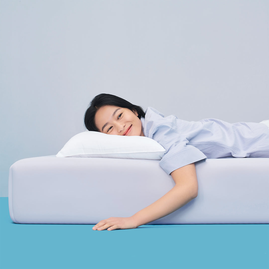 26cm pocket spring cooling skin mattress bluebox cube in still life.