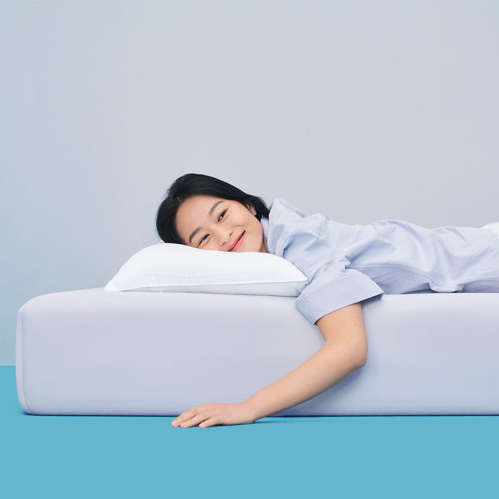 26cm pocket spring cooling skin mattress bluebox cube in still life.