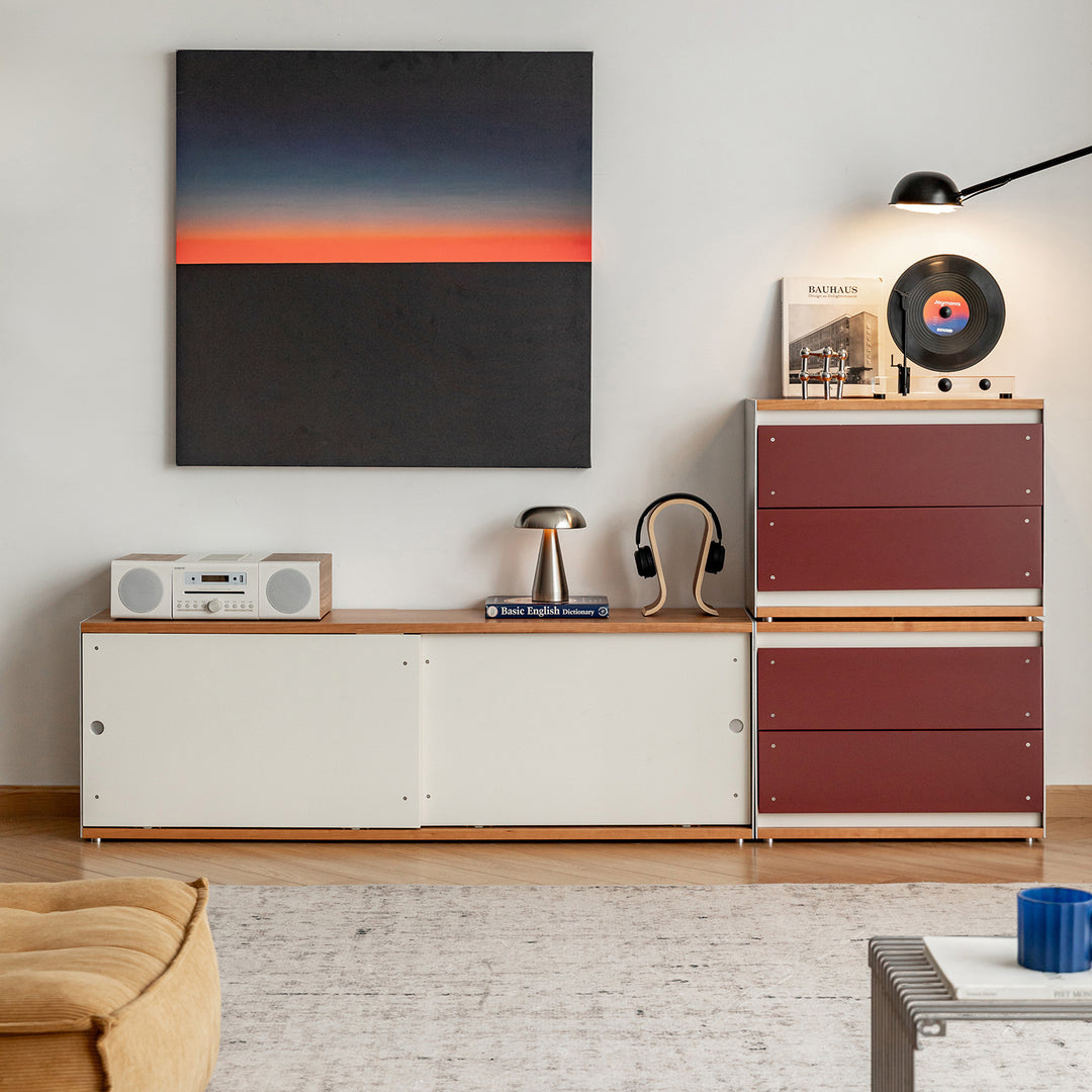 Bauhaus-aluminium-modular-tv-console-geometric in details.