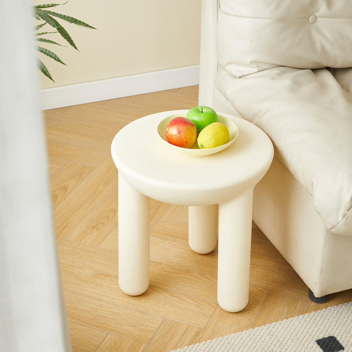 Bauhaus plastic side table snap detail 9.