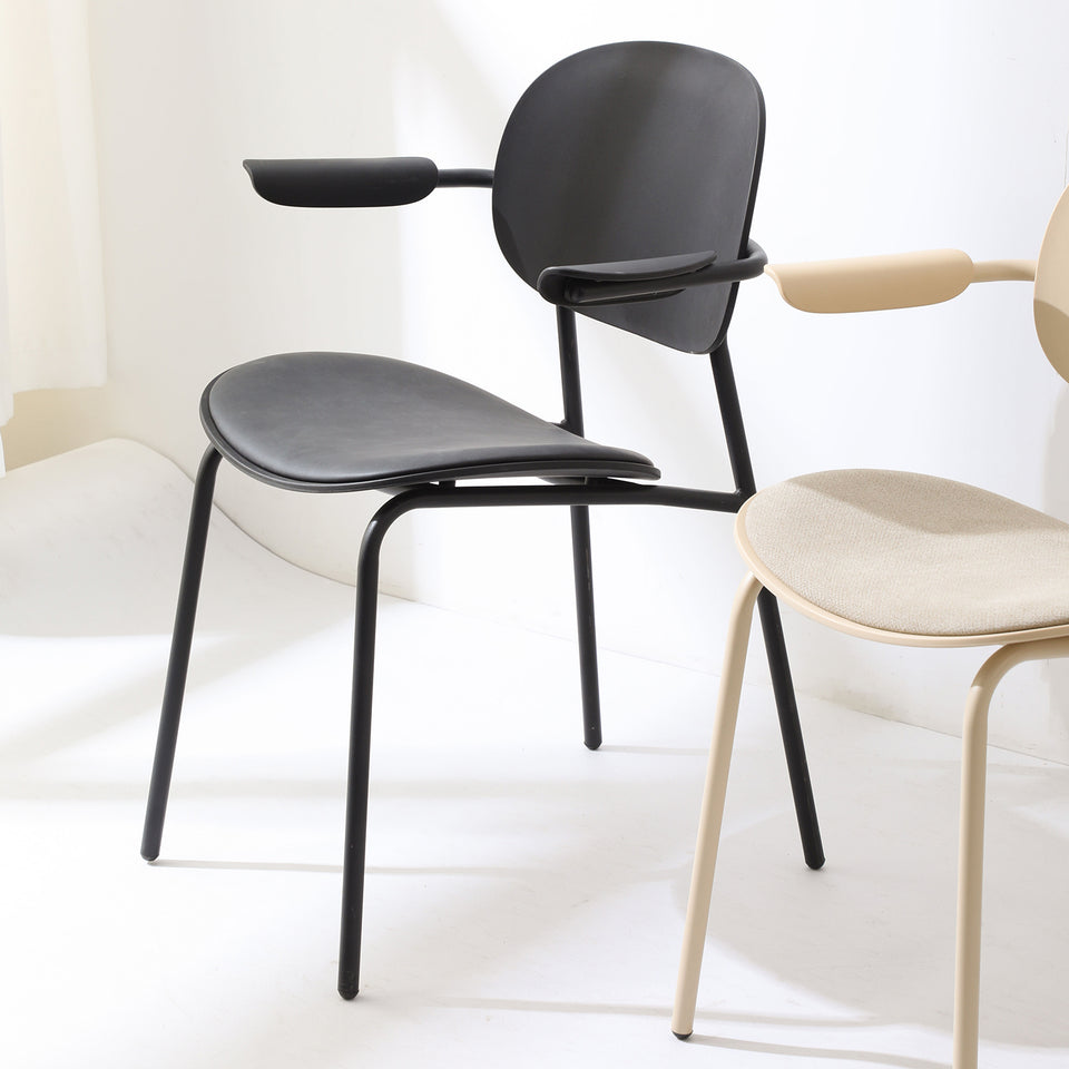 Bauhaus fabric plastic dining chair loop in details.