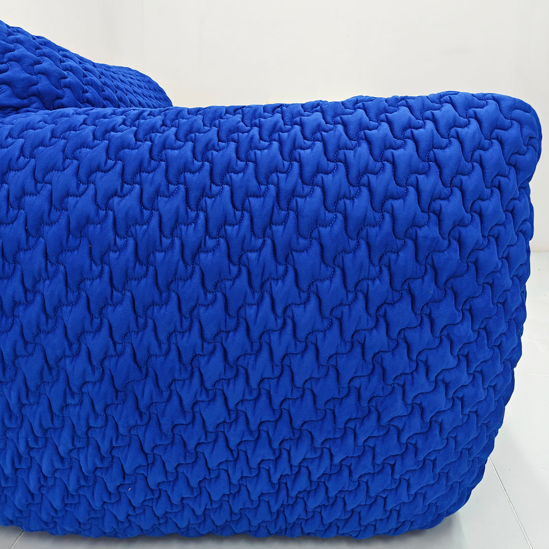 Contemporary mix weave fabric 1 seater sofa nuvola in panoramic view.