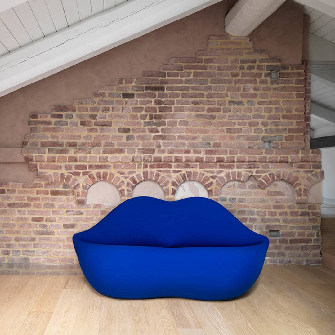 Contemporary velvet 2 seater sofa bocca in close up details.