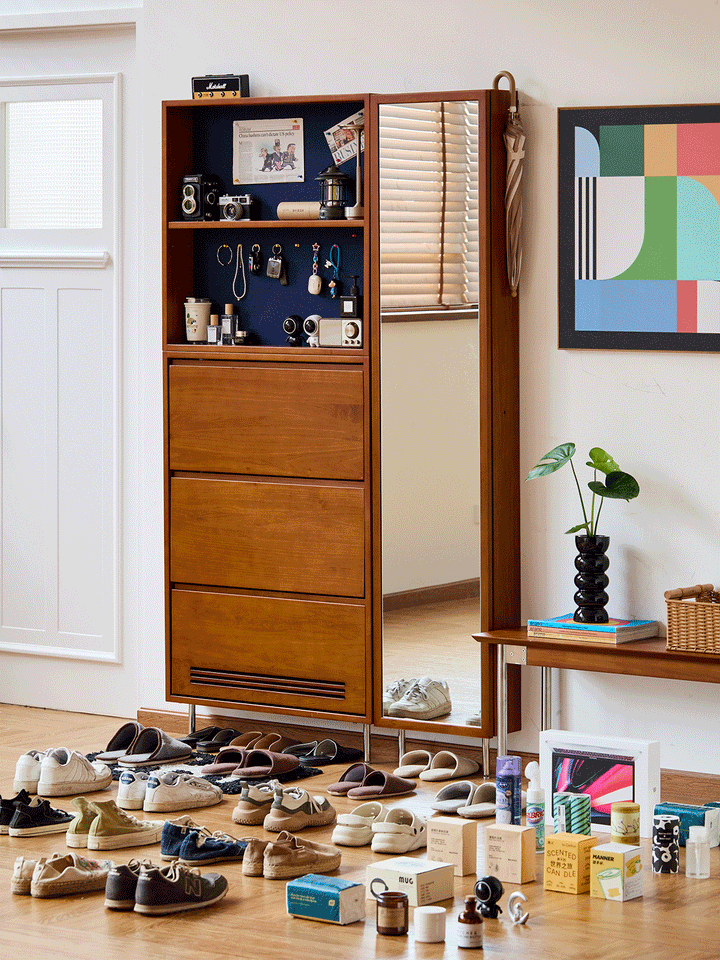 Vintage Boxwood Shoe Cabinet SEASON