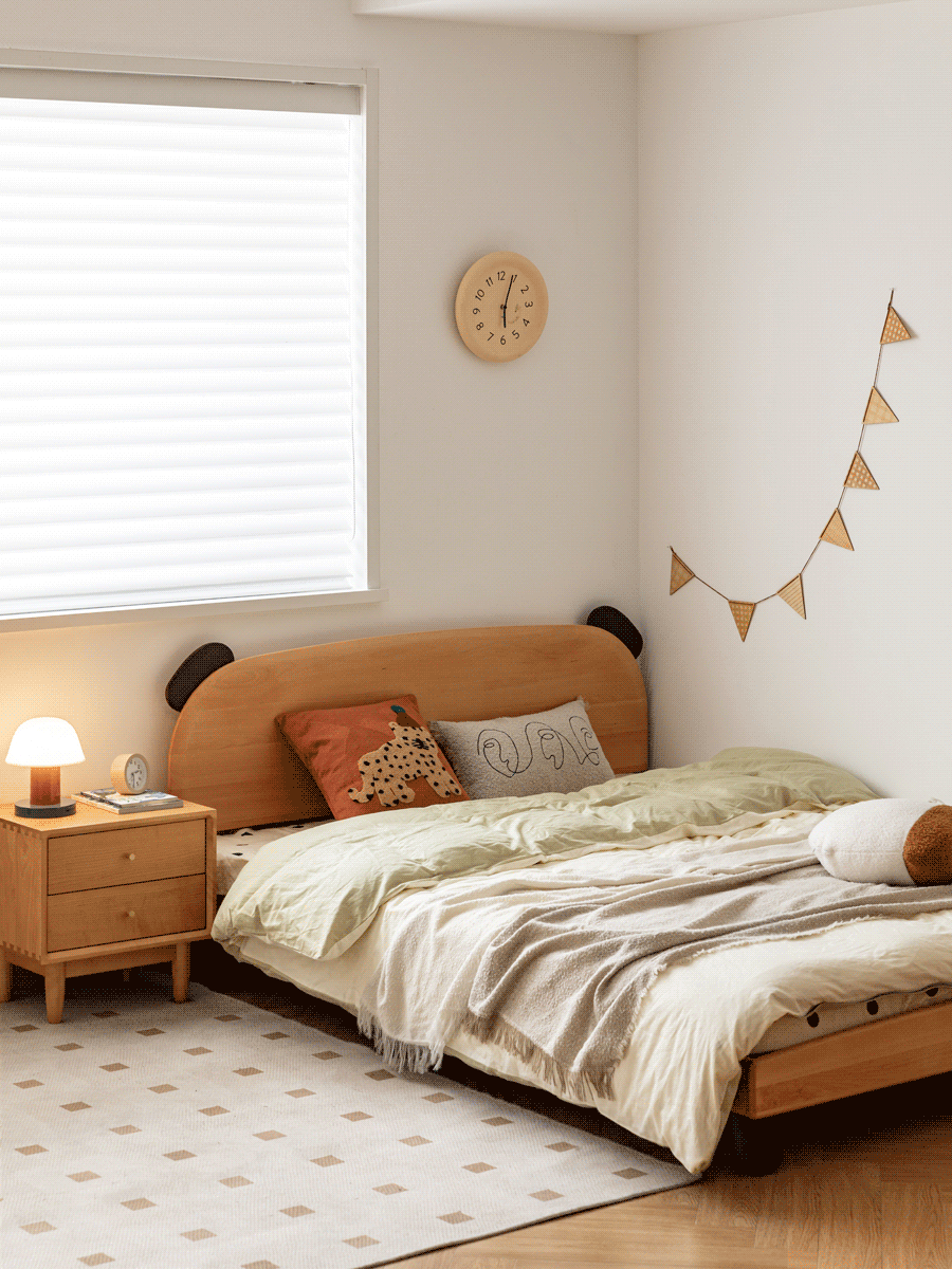 Scandinavian beech wood kids bed teddy color swatches.