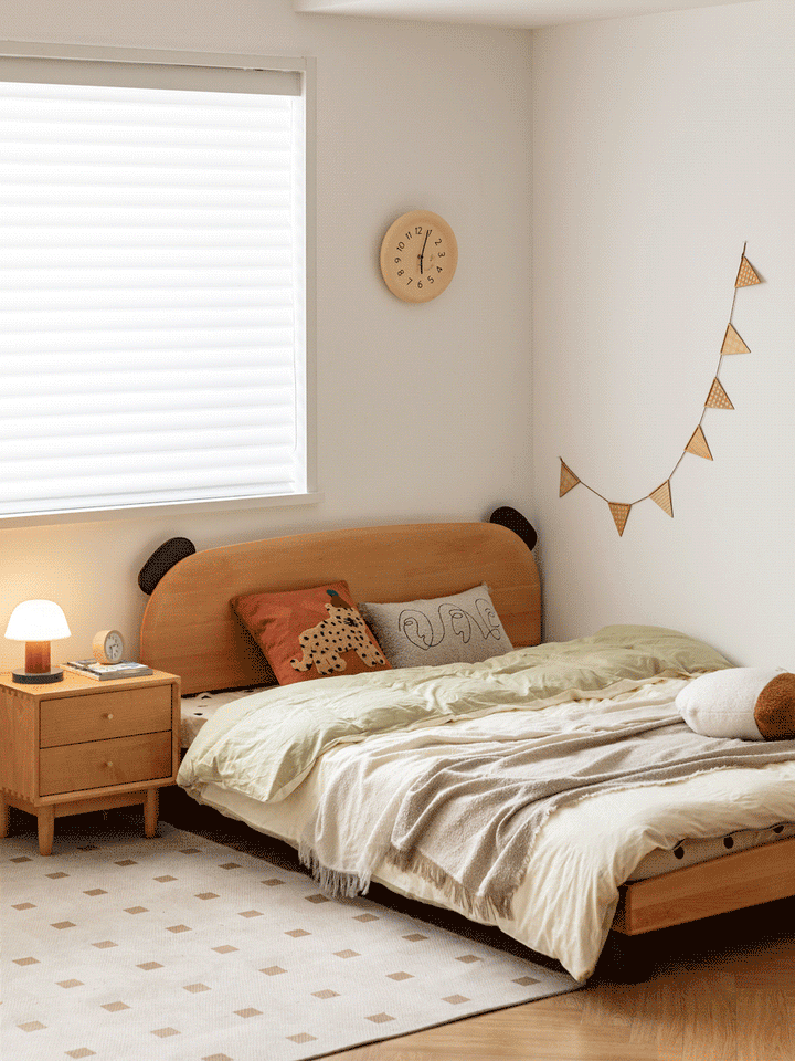 Scandinavian beech wood kids bed teddy color swatches.