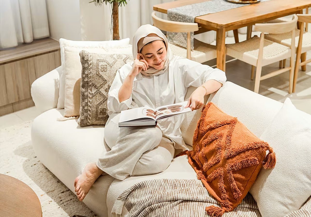 An Inviting Apartment Filled With Warmth