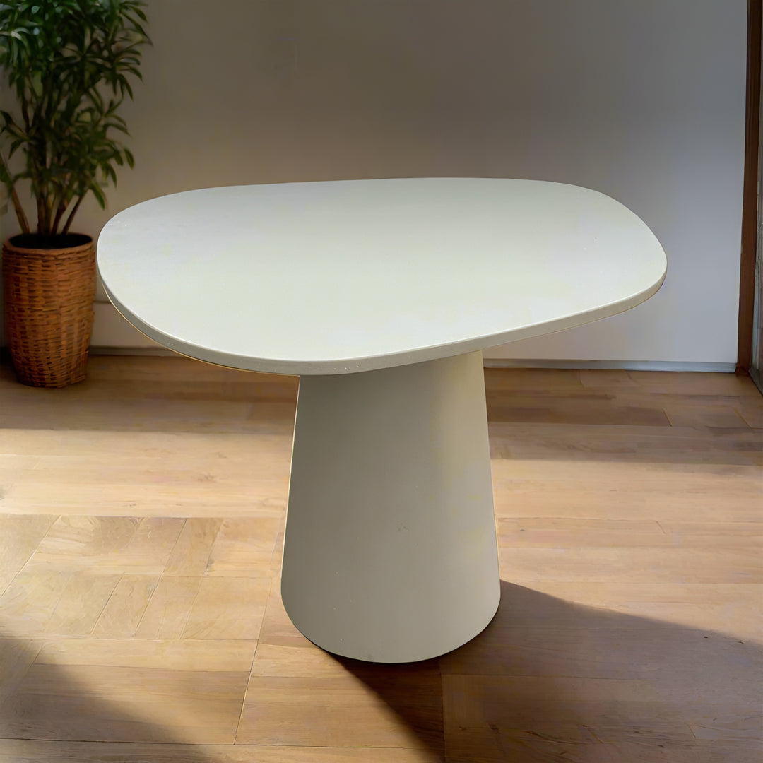 Japandi microcement round dining table voro in details.