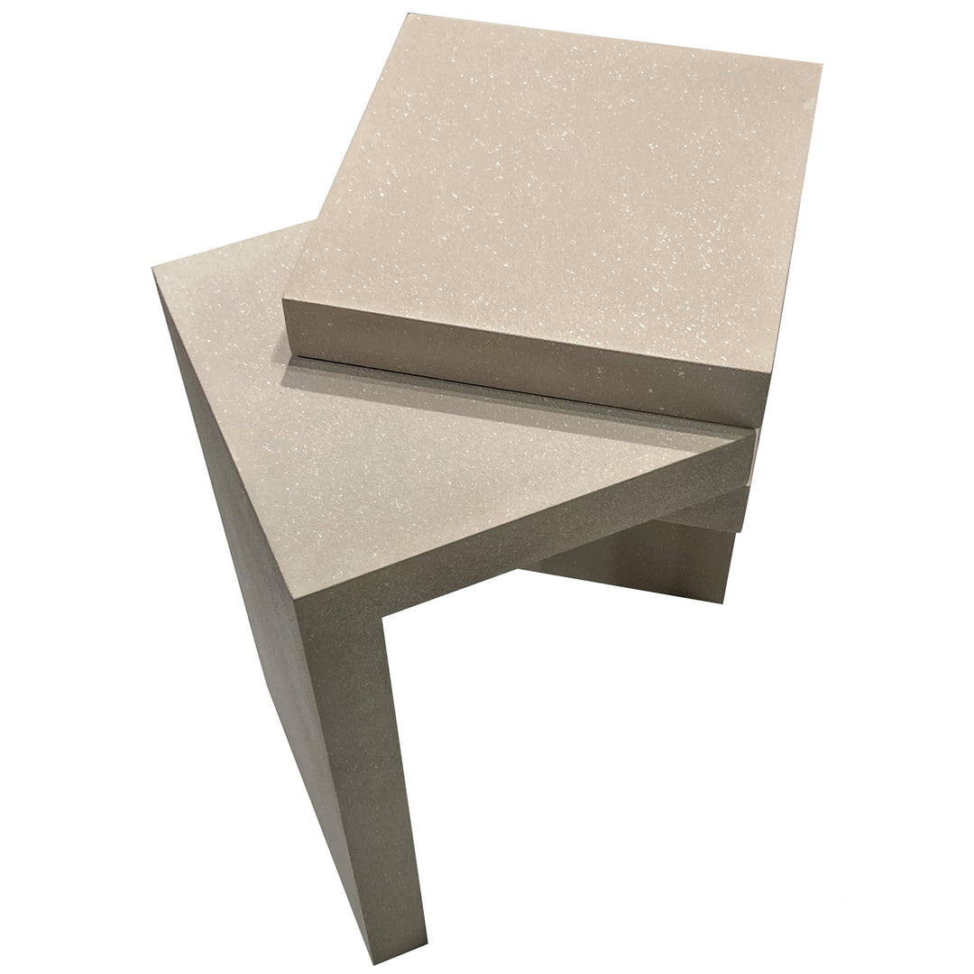 Japandi microcement side table lumo in details.