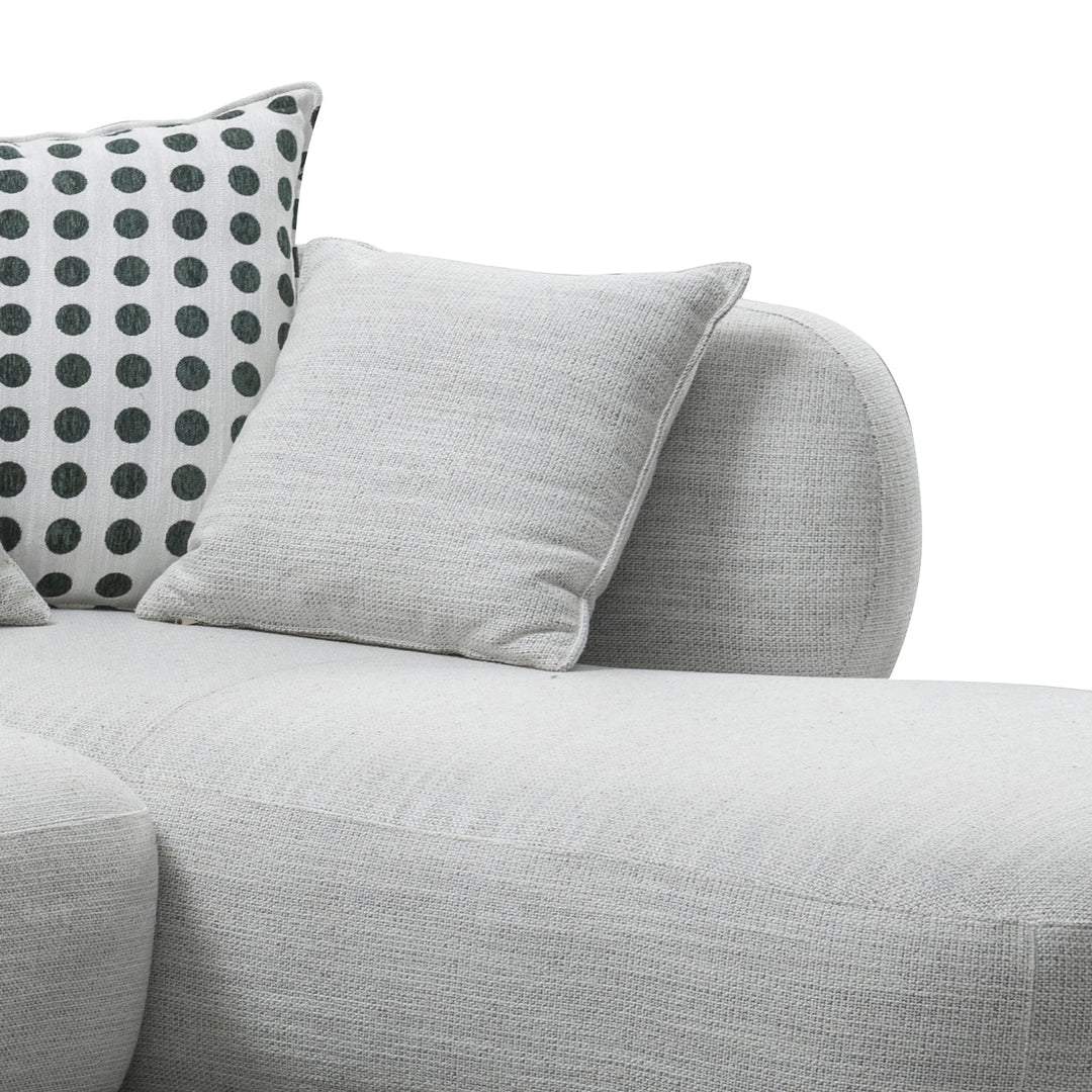 Minimalist fabric l shape sectional sofa monti 4+l in details.