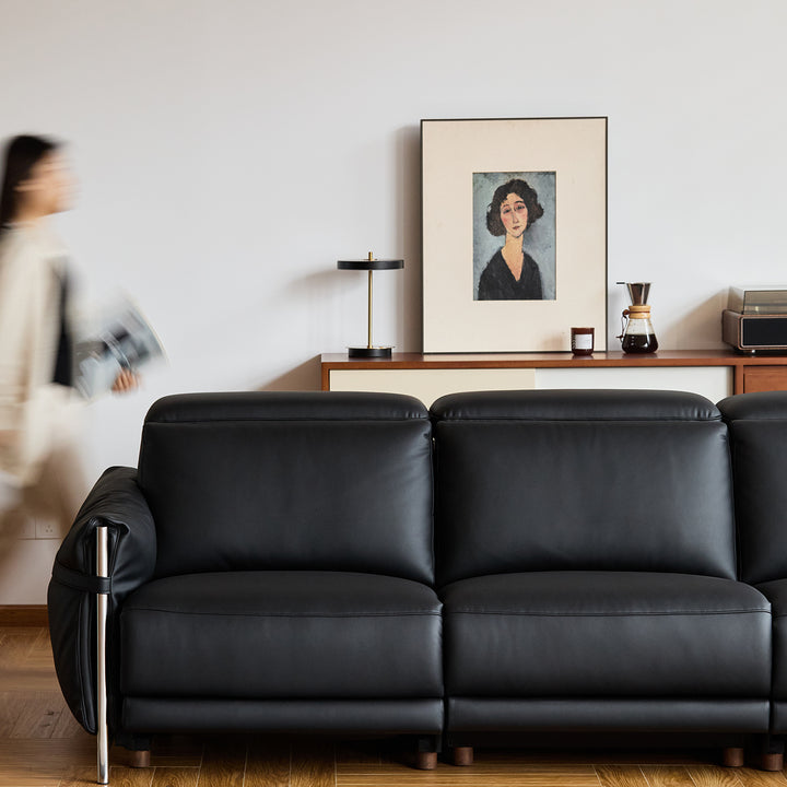 Minimalist genuine leather electric recliner 3 seater sofa calmera detail 4.
