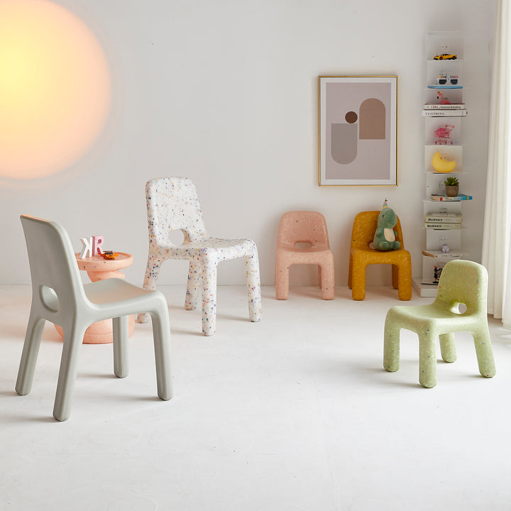 Modern plastic dining chair poky environmental situation.