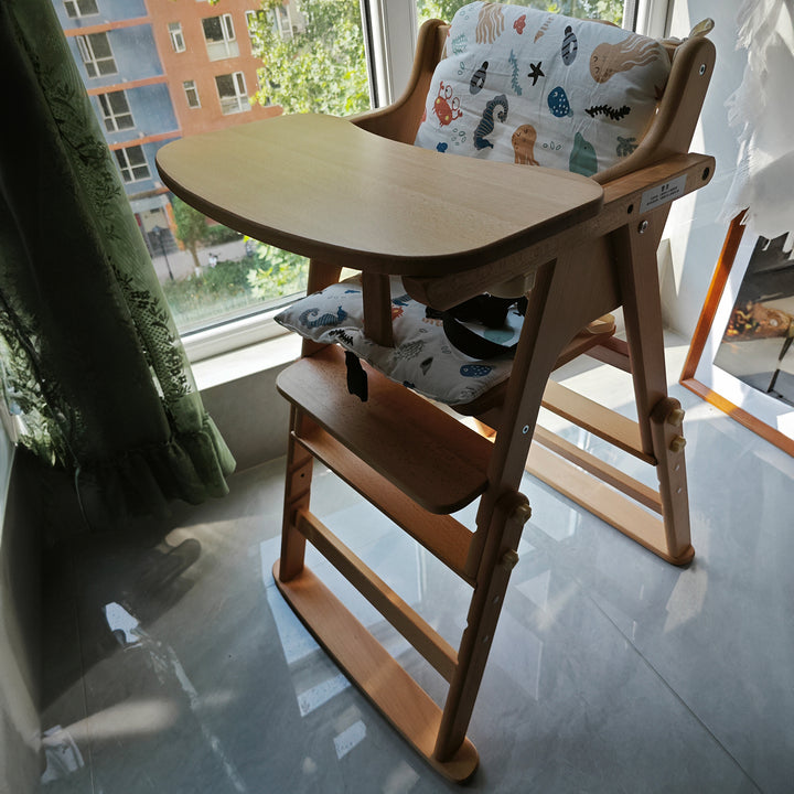 Scandinavian beech wood kids dining chair ayla detail 6.