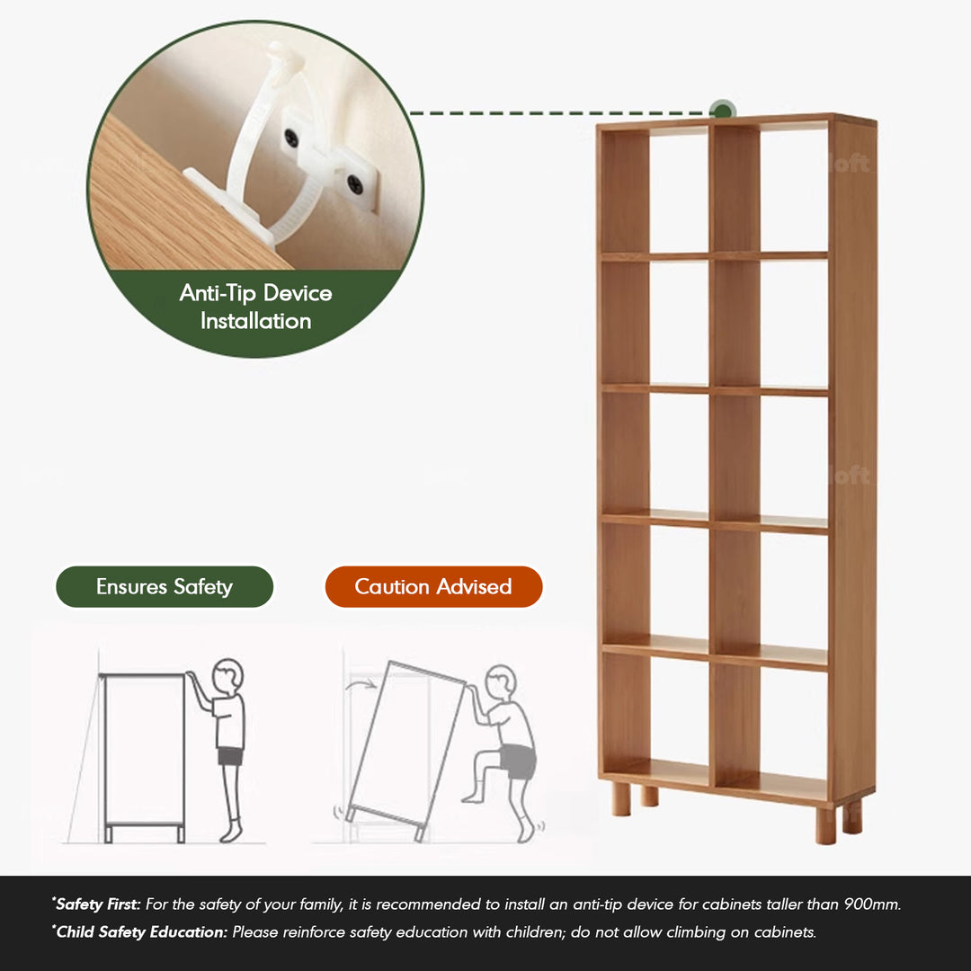 Scandinavian beech wood shelf bookshelf mural detail 18.