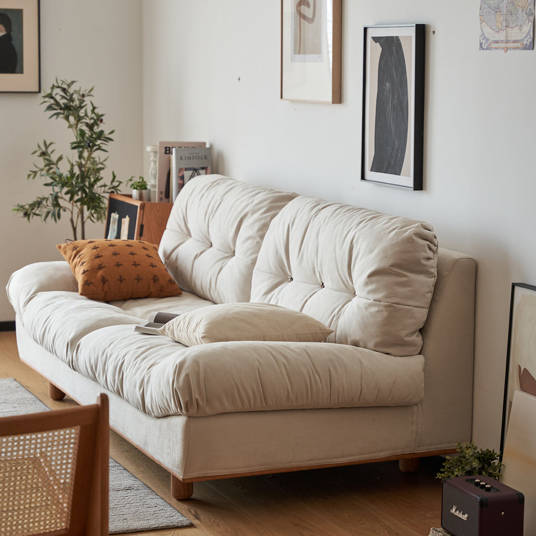 Scandinavian cat scratch resistant fabric 4 seater sofa nimbus with context.
