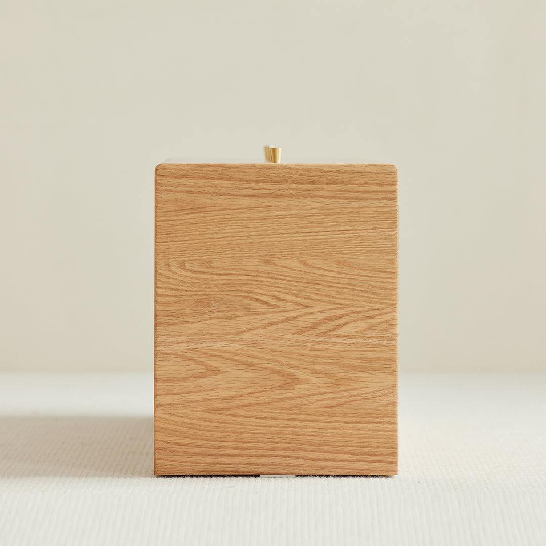 Scandinavian oak wood chest of drawers line detail 7.