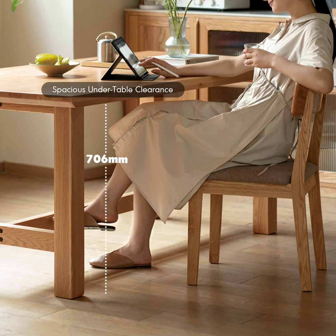 Scandinavian oak wood dining table haven detail 3.