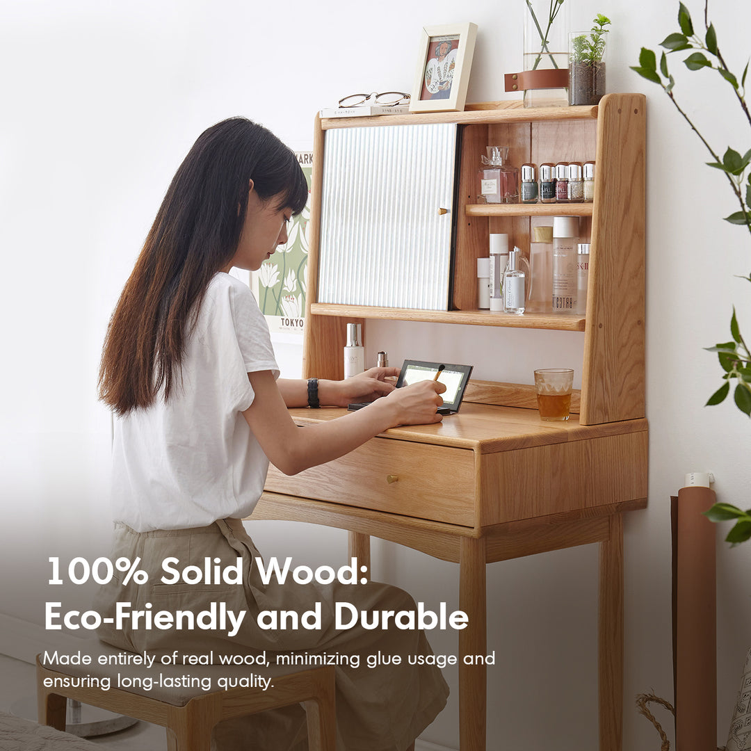 Scandinavian oak wood dressing table with mirror gleam layered structure.