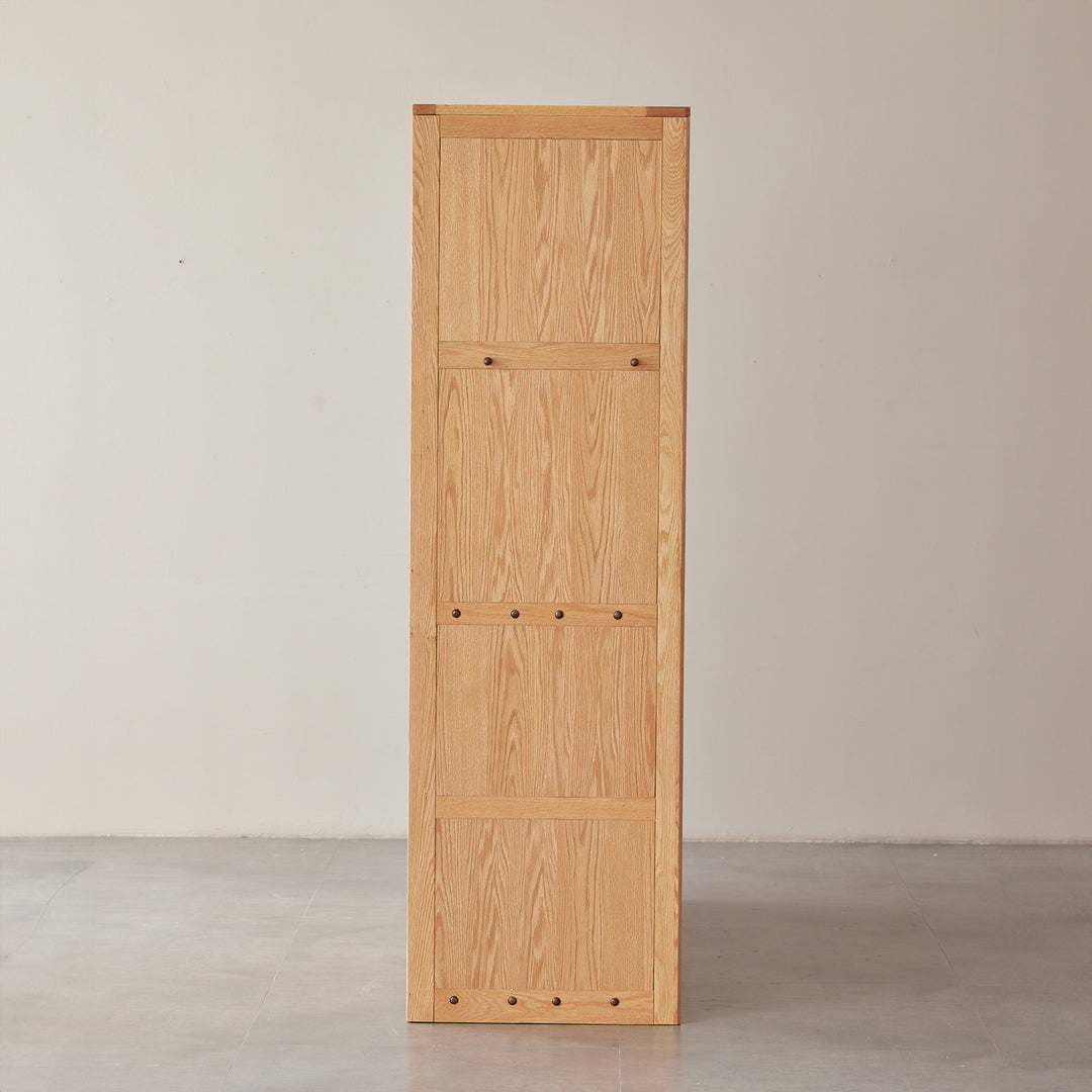 Scandinavian oak wood sliding door wardrobe oakley detail 6.