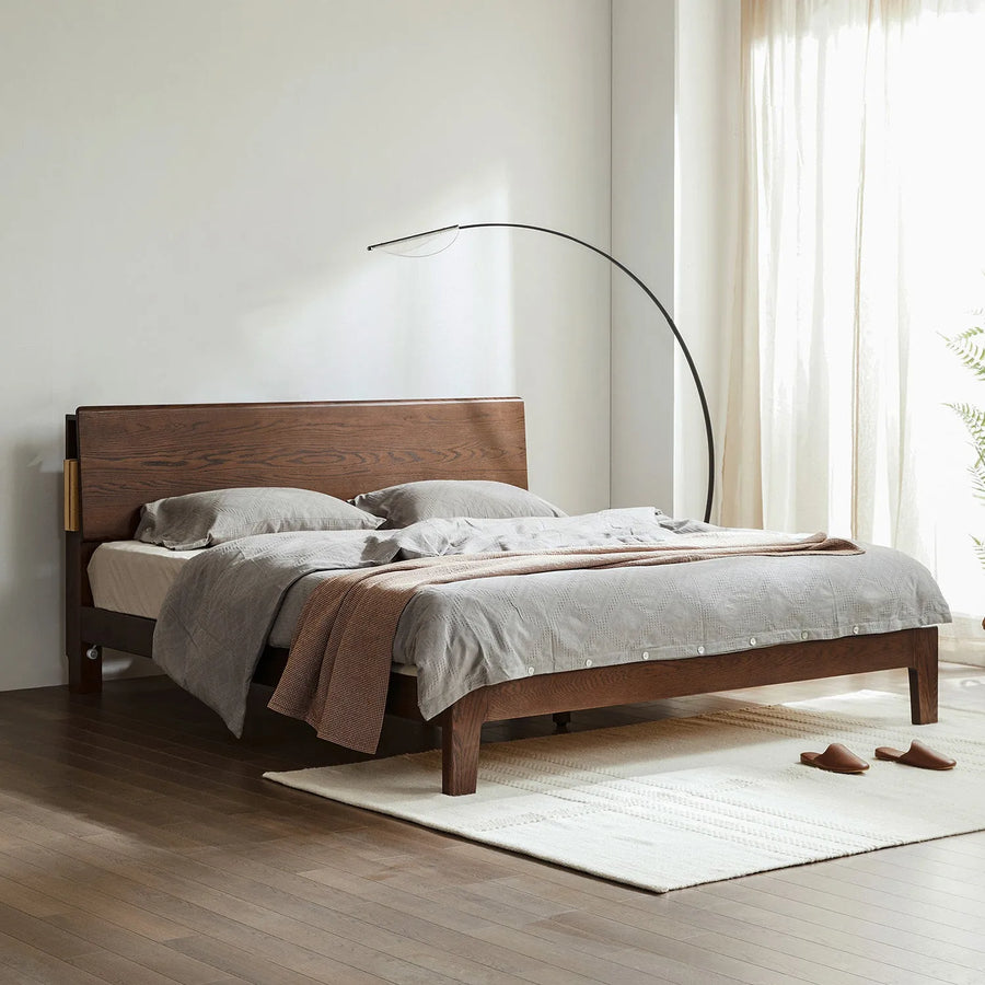 Scandinavian oak wood bed aperture primary product view.