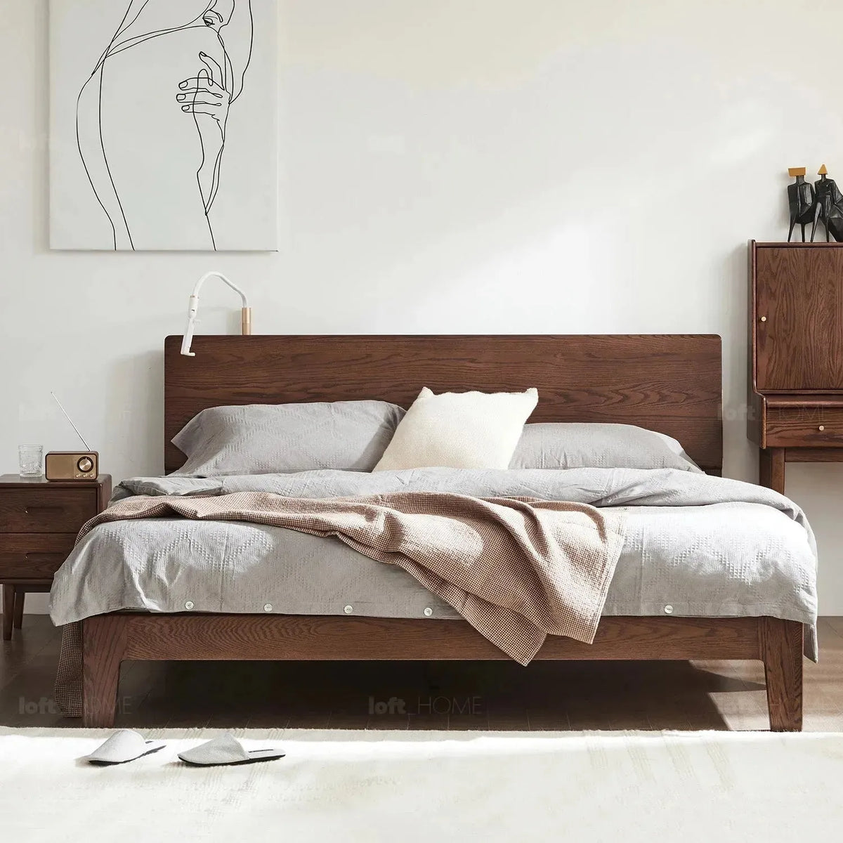 Scandinavian oak wood bed aperture detail 18.