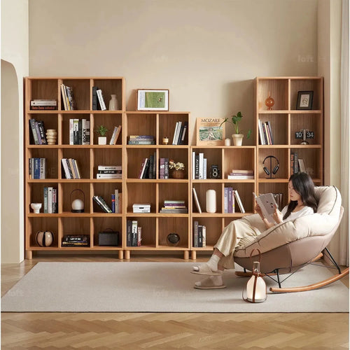 Scandinavian Oak Wood Bookshelf GERIN Good to Know Preview-1